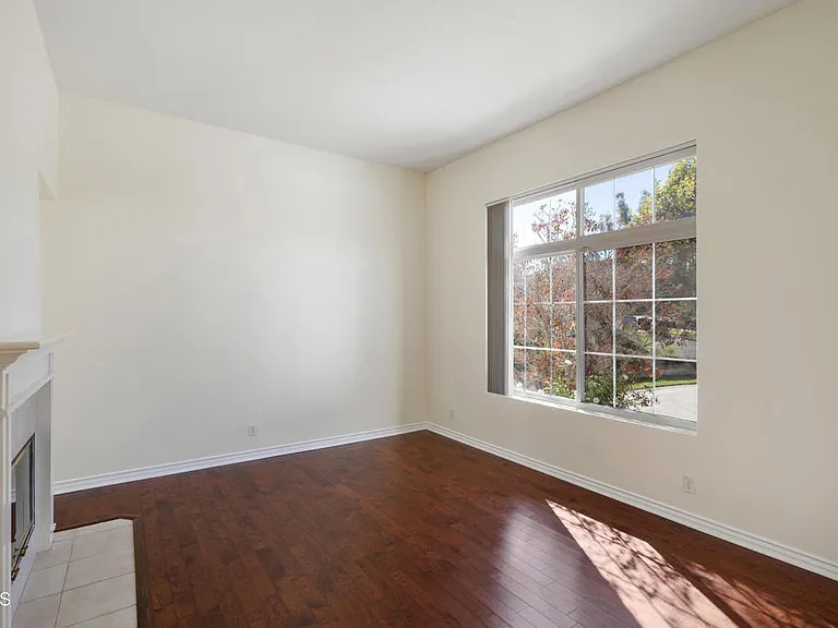721 Owen Ct — Photo 4