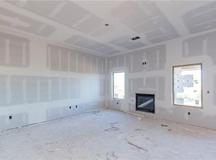 10421 SW 52nd St, Mustang, OK 73064