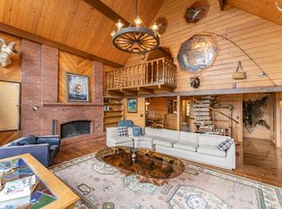 941 Gardiner Beach Rd, Sequim, WA 98382