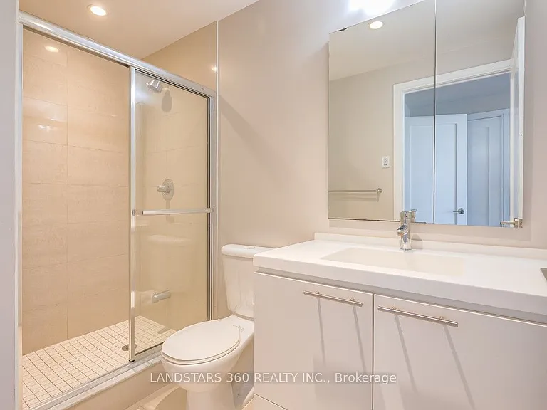 70 Roehampton Ave #2120 — Photo 18