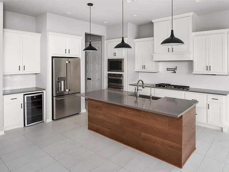 595 Dayridge Dr — Photo 10