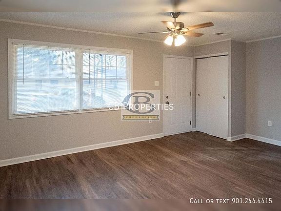 3rd image of 4734 Saratoga Ave