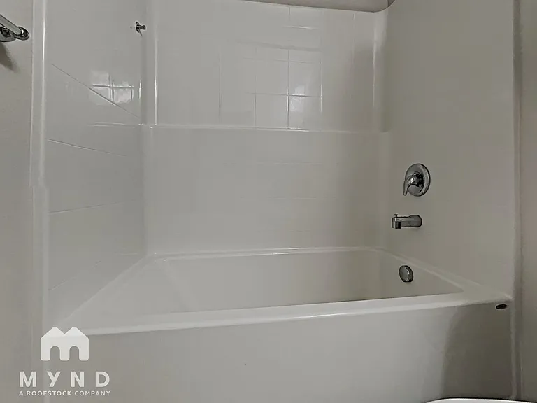 7267 NW 164th Ave — Photo 12