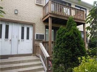236 Sneden Pl W, Spring Valley, NY 10977