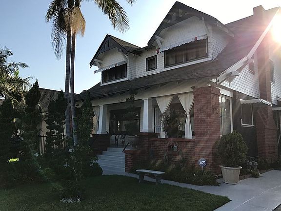 Main House (Profile Right)