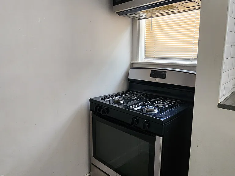 5206 W Schubert Ave #1 — Photo 7