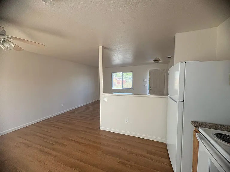 1817 7th Ave — Photo 5