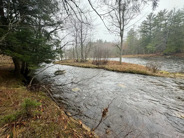 0 River Rd, Jay, NY 12941