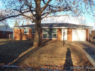 52 Gatewood Ct, Belleville, IL