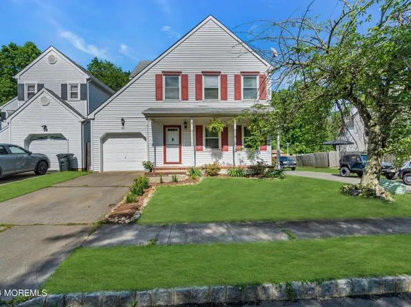 20 Oak Knoll Drive, Matawan, NJ 07747