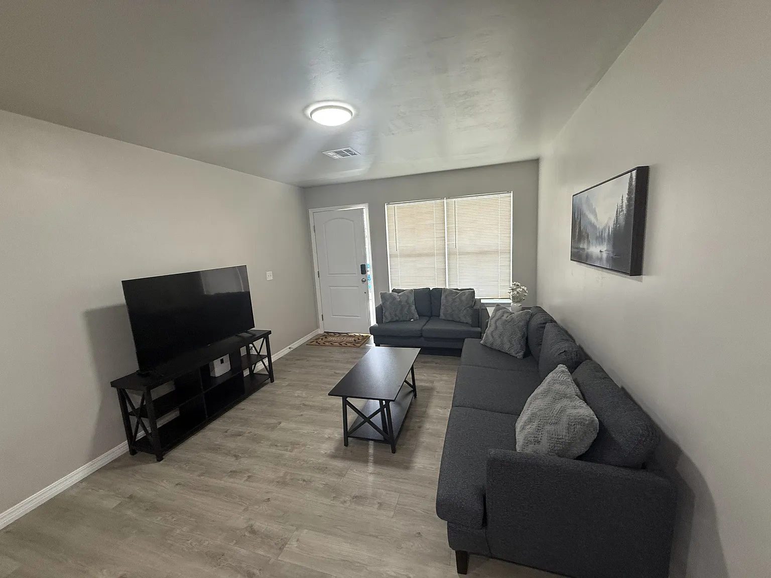 230 North Johnston Avenue - 1 — Photo 3