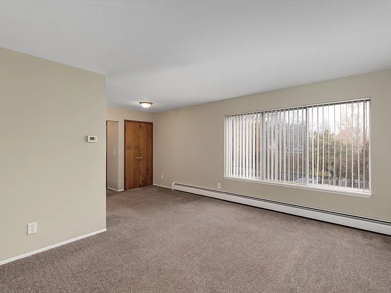 1 bed, 1.0 bath, 670 sqft, $1,225 — Photo 4