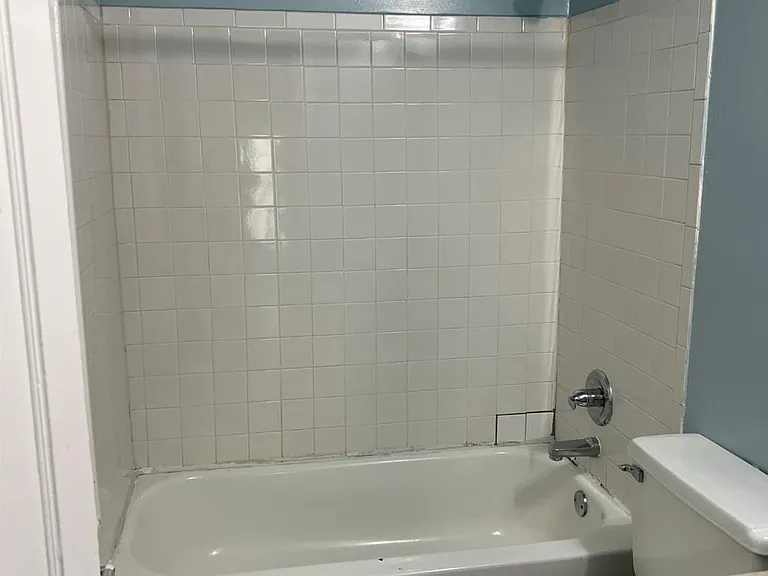 1125 Grand Ave — Photo 8