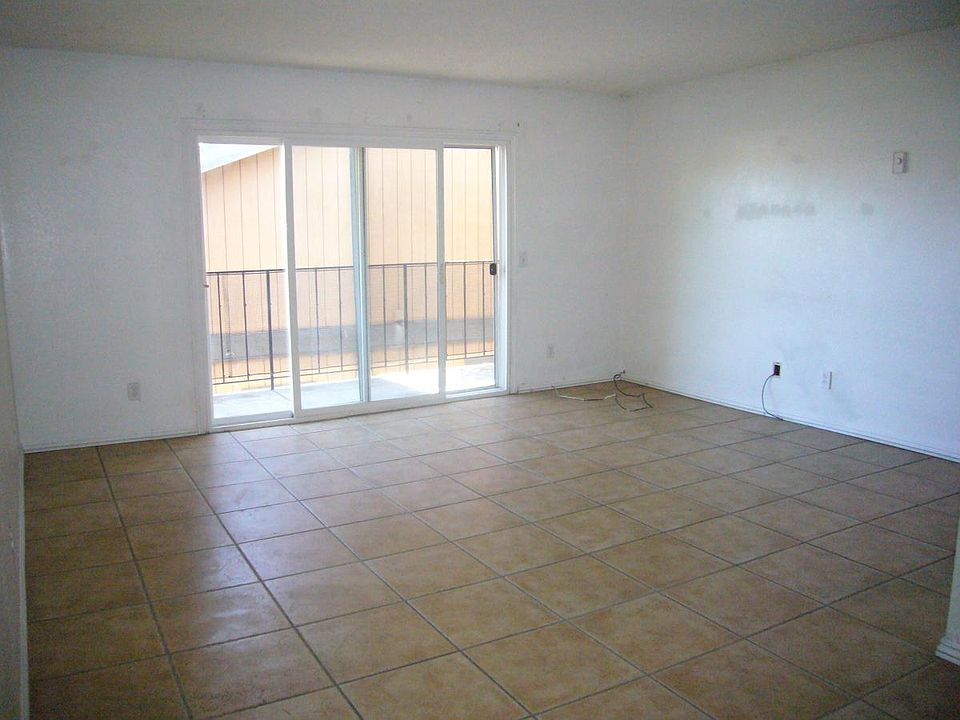 2nd image of 1052 Del Mar Ave APT 2