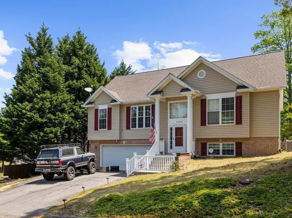 11312 Rawhide Rd, Lusby, MD 20657