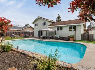 2271 Nightingale Dr, Santa Rosa, CA 95403