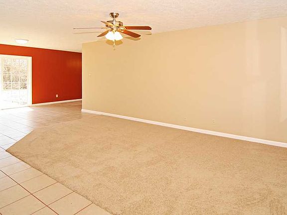 5th image of 2941 Colerain Dr