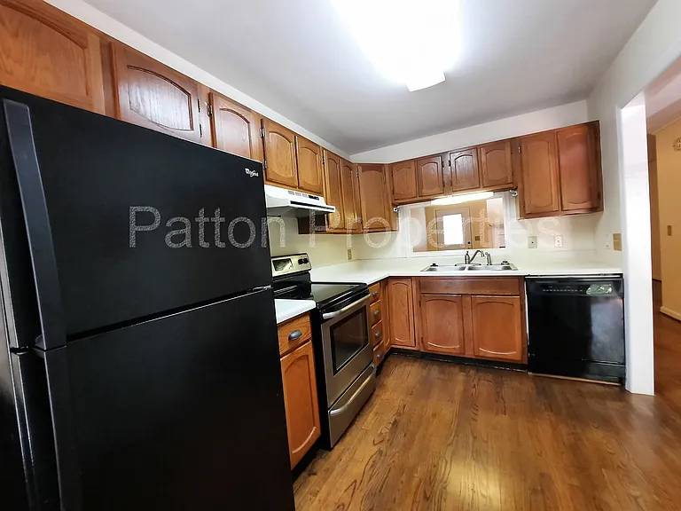 801 King St #G — Photo 4