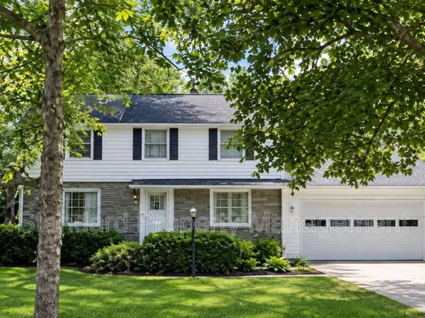1614 Stone Rd, Rochester, NY 14615