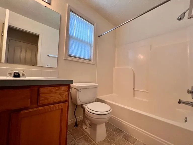 Stephen - 2238 — Photo 14
