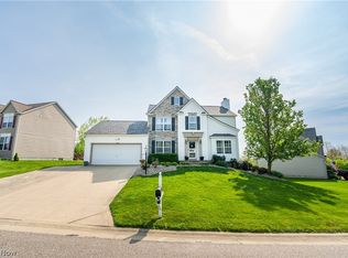 9860 Emerald Ridge Ave NW, Canal Fulton, OH 44614