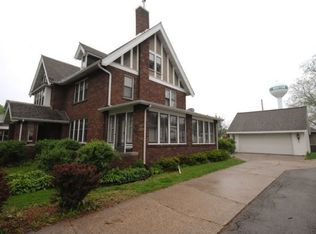 360 Galena St, Benton, WI 53803