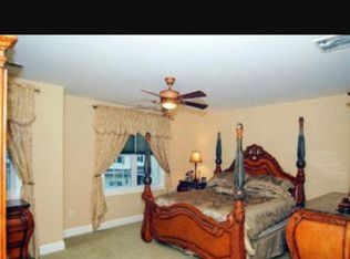 24 Carol Ct, Coventry, RI 02816