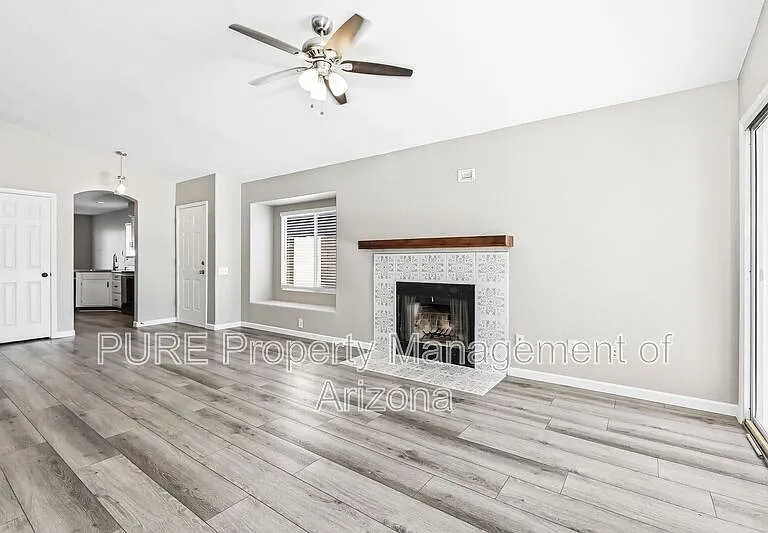 2638 N Saffron Cir — Photo 3