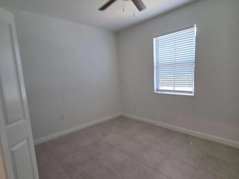 195 SE 24th Ave — Photo 19