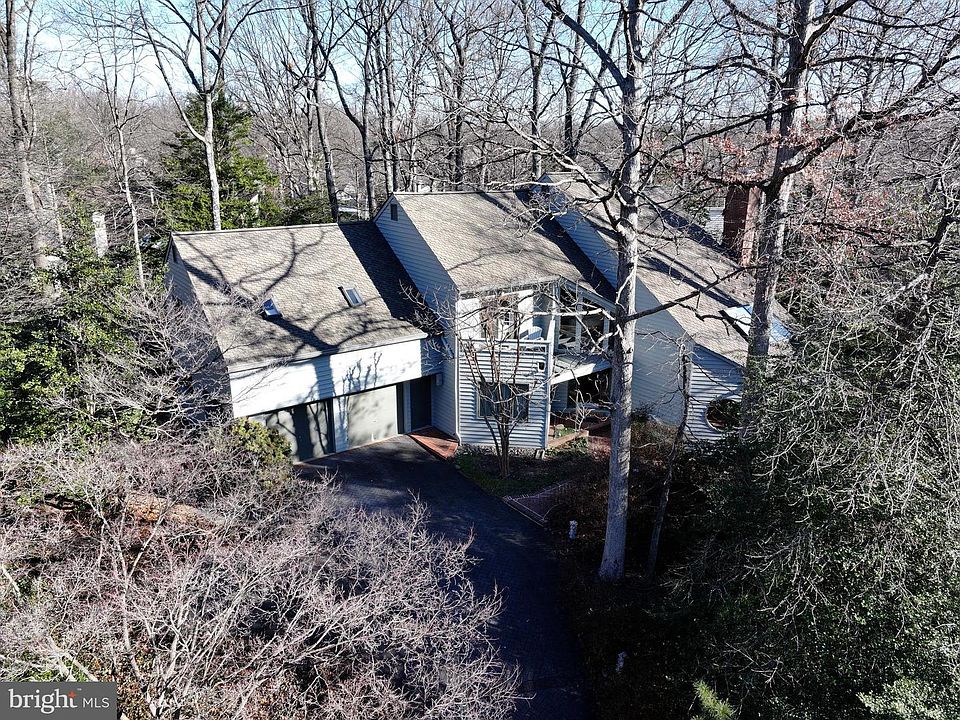 1st image of 11574 Lake Newport Rd
