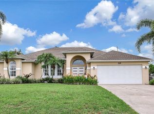519 SE Nome Dr, Port Saint Lucie, FL 34984