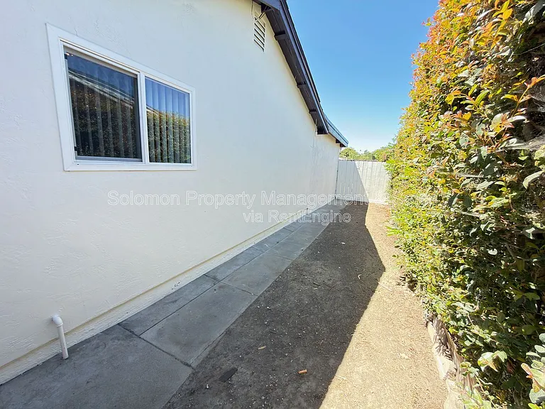 4078 Marvin St — Photo 21