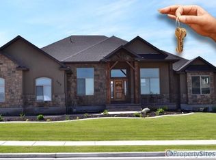463 W Paddock Ln, Kaysville, UT 84037