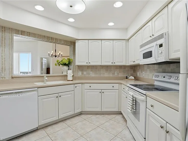 4183 Bay Beach Ln #3P1 — Photo 18