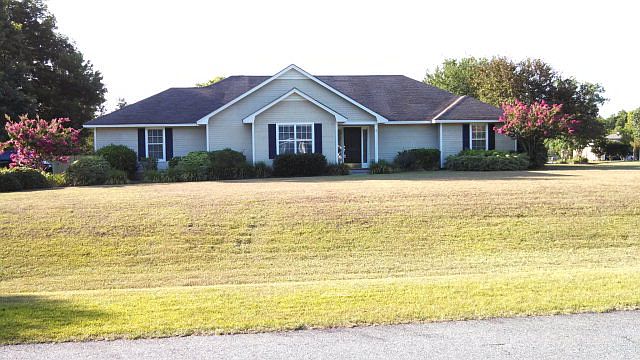 1st image of 3735 Creekwood Dr
