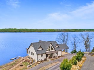 1839 Stone Bridge Dr, Dandridge, TN 37725