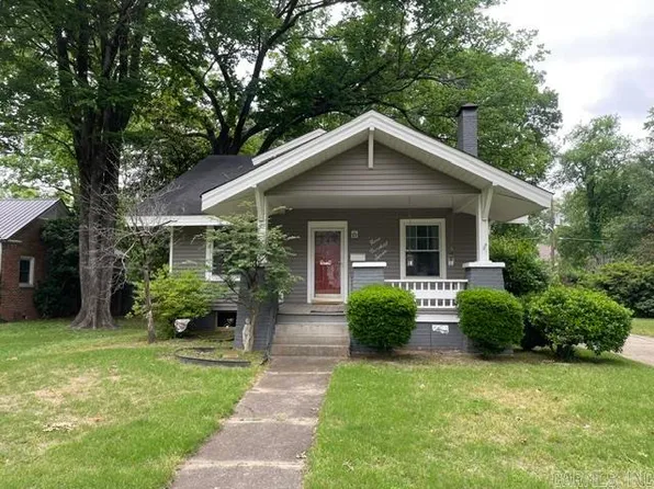 907 S Grand Ave, Stuttgart, AR 72160