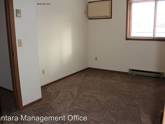 5th image of 203 Bowman Ln APT 02