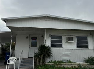 912 51st Avenue Plz W, Bradenton, FL 34207