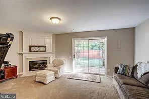 353 Barnfield Sq NE — Photo 4