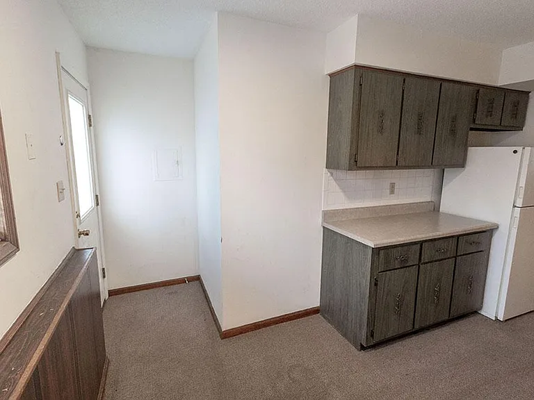 2908 Leeway Dr #D — Photo 7