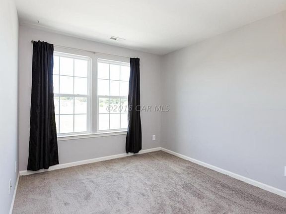 5th image of 535 White Pine Dr