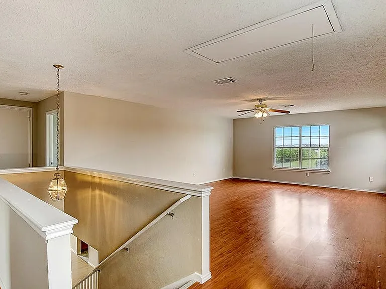 17627 Dansworth Dr — Photo 22