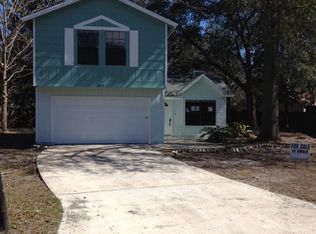 8049 Colonnade Ct E, Jacksonville, FL 32244
