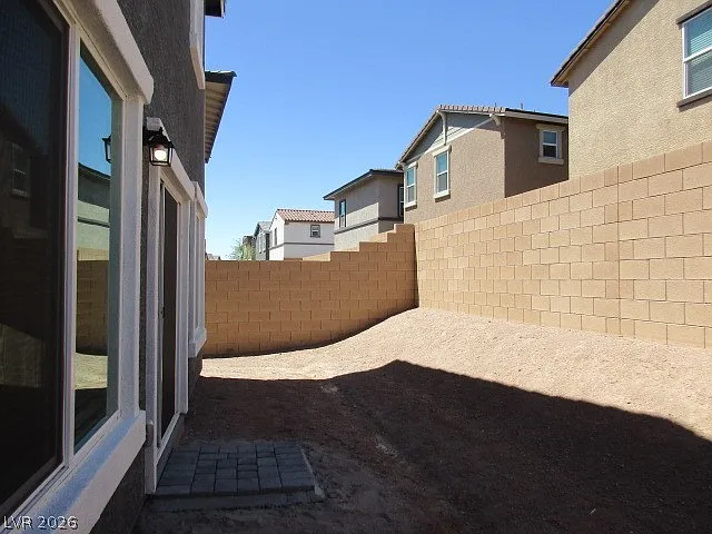 422 Canary Song Dr — Photo 21