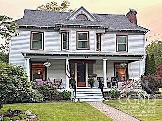 2nd image of 35 Woodland Avenue