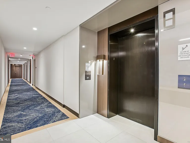 1201 N Royal St #205 — Photo 21