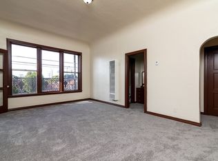 3201 W 54th St #204, Los Angeles, CA 90043