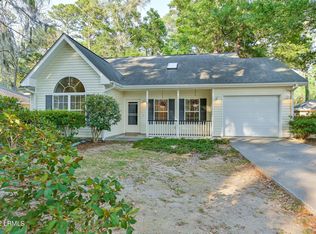 137 Baynard Rd, Beaufort, SC 29906
