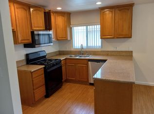 2601 W Aurora St #4, Santa Ana, CA 92704